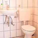 Ovcica With Terrace In Apartment Izola