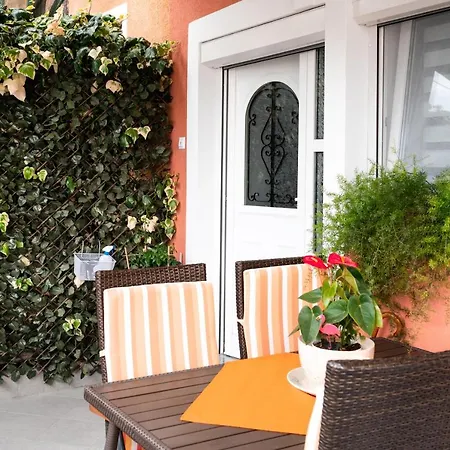 Apartment Ovcica With Terrace In