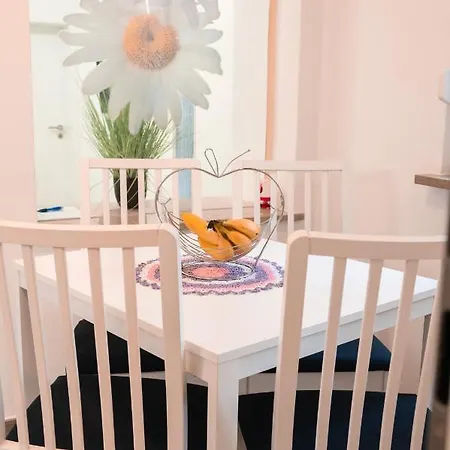 Ovcica With Terrace In Izola