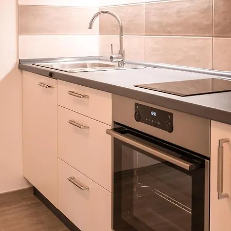 Daire Ovcica With Terrace In