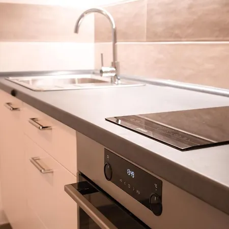 Daire Ovcica With Terrace In *