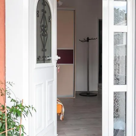 Ovcica With Terrace In Izola