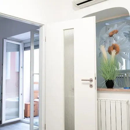 Apartment Ovcica With Terrace In