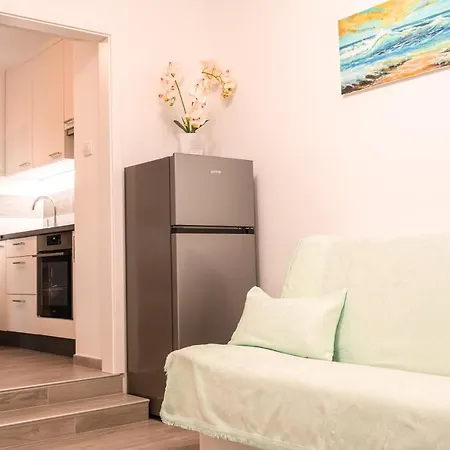 Ovcica With Terrace In Apartment *